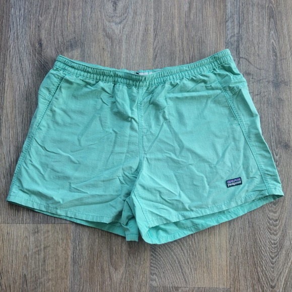 Patagonia Pants - Patagonia Green Unlined Shorts Size Medium